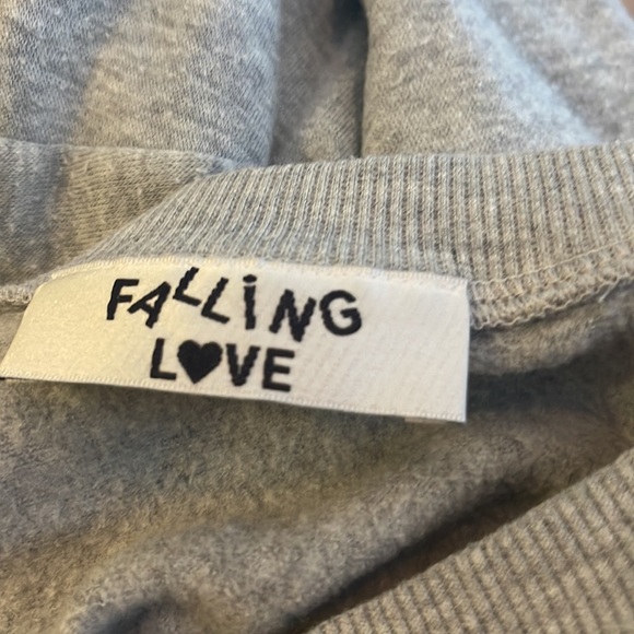 grey crew neck - Picture 3 of 3